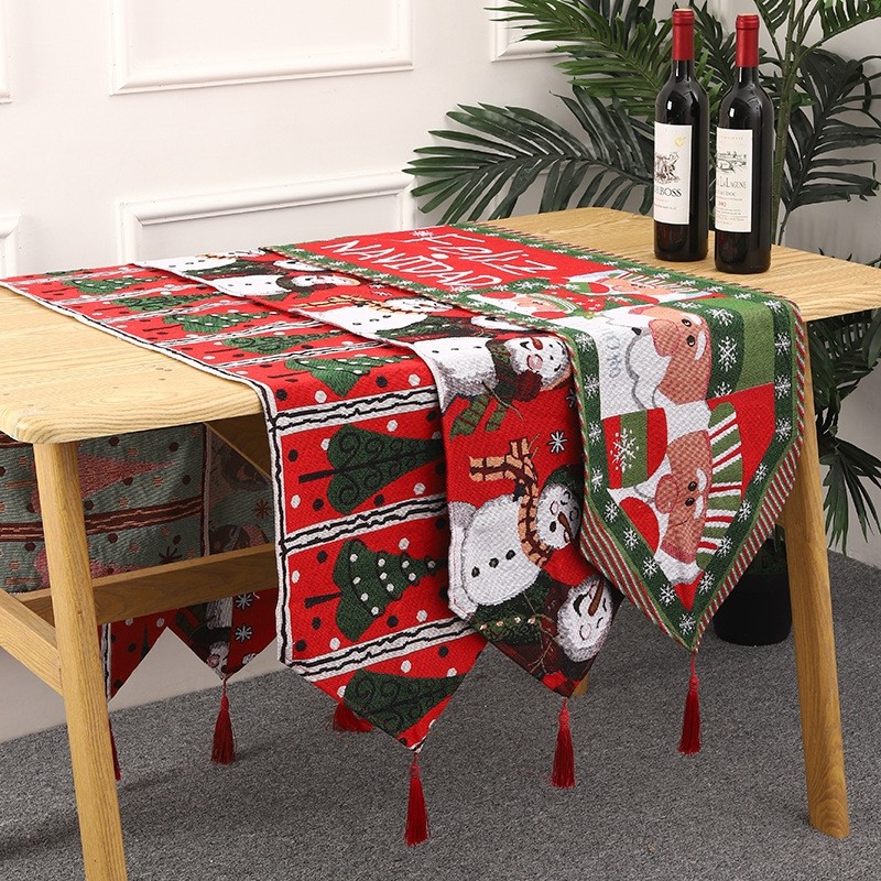 Christmas Knitted Table Runner