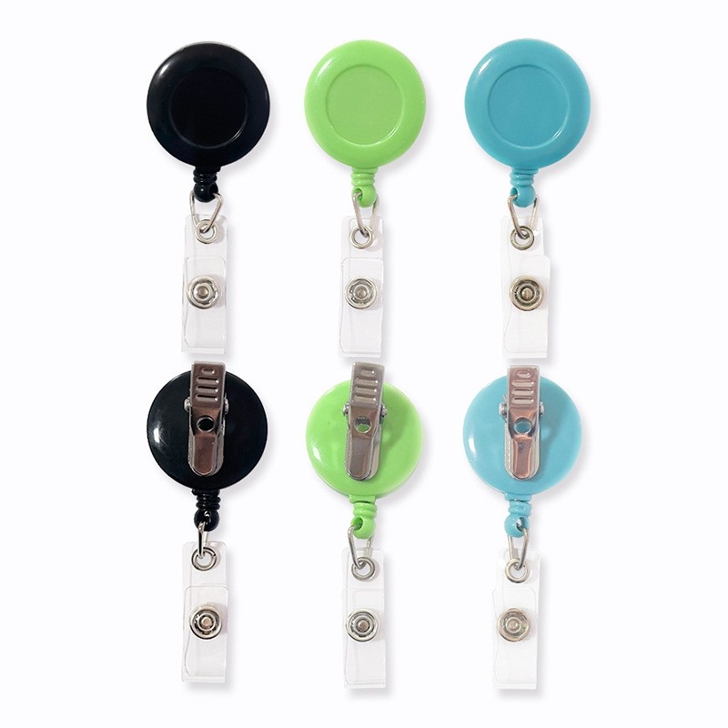Retractable Badge Holder