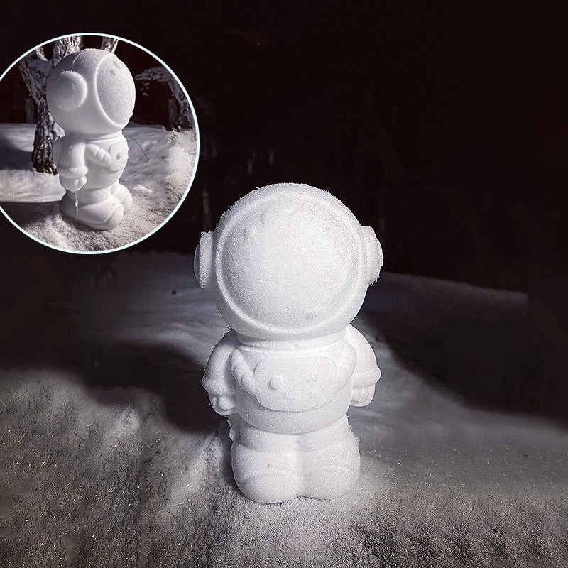 Astronaut Snowball Maker Tool